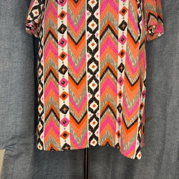 Colorful zigzag dress   - Picture 9 of 14